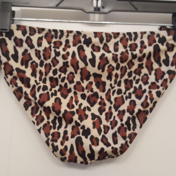 Victoria's Secret Leopard Print Bikini Bottoms - Picture 5 of 5